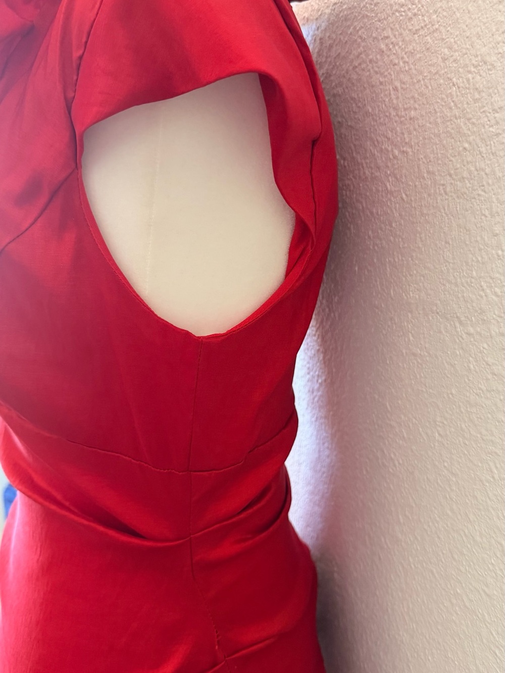 Xscape Red Ruffle V-Neck Ruched Midi Dress - Picture 14 of 14